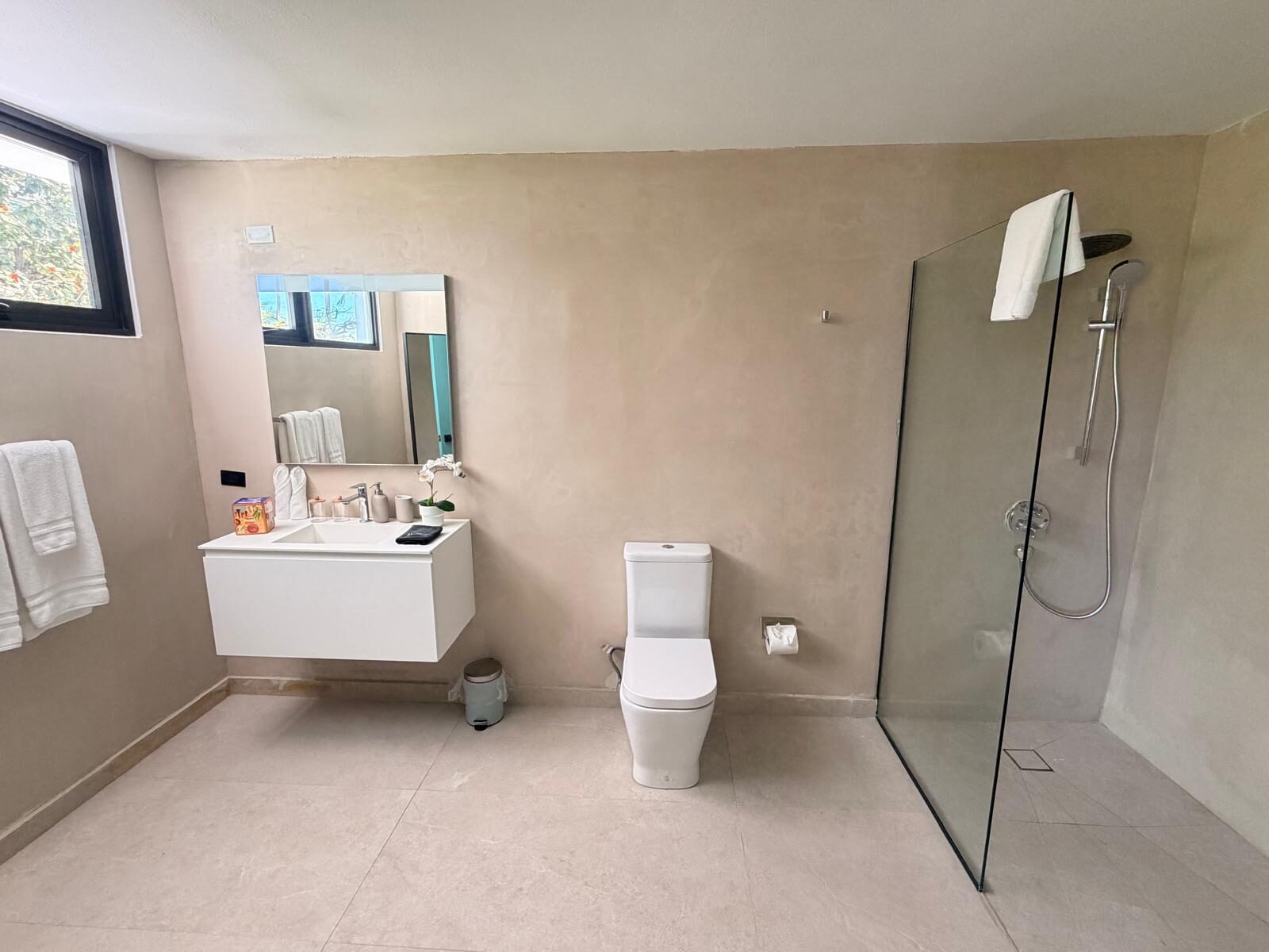 Habitación King Jardín - baño